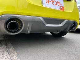 弊社の在庫は専門スタッフによる点検・整備を実施！！お客様に安心して4WD車を楽しんで頂けるようにバッチリな状態で展示しております！