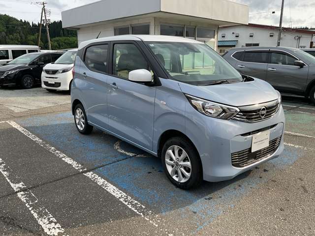 信頼の日産サービス工場で、全国どこでも点検＆修理。全国2，000以上の日産サービス工場が、あなたの愛車をサポートします。