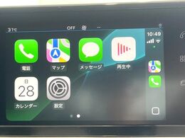 ●Apple　Car　Play：スマホとの有線接続で、ナビ・オーディオ再生などスマホのアプリ機能が画面でも使える便利機能です！