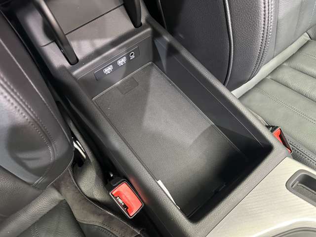 バックオーダーをご利用いただければ、希少なお車や、特定の装備のついたお車など、お客様からのご要望に応じて全国ネットワークからお探しさせて頂きます