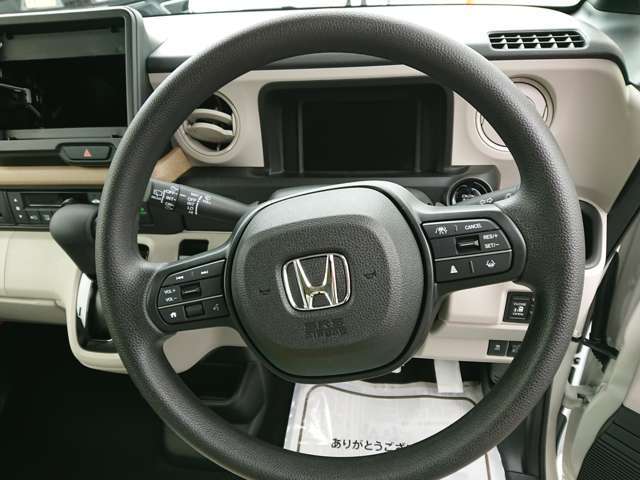 当社の展示車は、第三者機関AISの検査や当社スタッフによる徹底チェックを受けて店頭に並んでおります♪