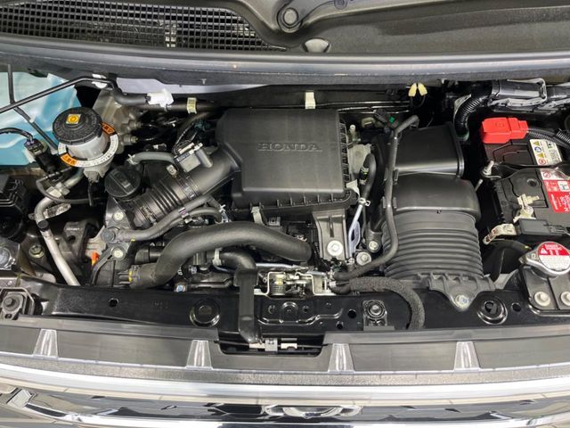 親切・丁寧な専門メカニックスタッフが応対！・車検・点検整備・事故等の修理などアフターサービスも安心。お車のカスタマイズもネクステージのサービススタッフまでご相談ください！