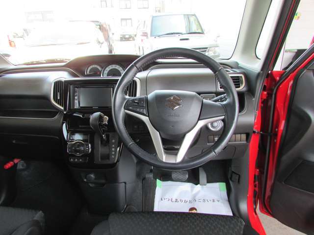 もちろん自動車保険もお任せ下さい。当社には特級資格を持つ保険スタッフが在籍しており丁寧なご説明をさせて頂き安心してご検討頂けます。
