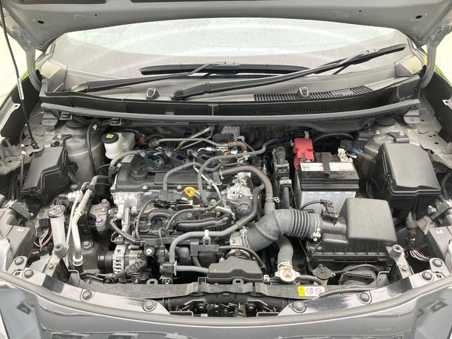 親切・丁寧な専門メカニックスタッフが応対！・車検・点検整備・事故等の修理などアフターサービスも安心。お車のカスタマイズもネクステージのサービススタッフまでご相談ください！