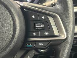 【レーダークルーズコントロール】追従型クルーズコントロールは、レーダーやビデオカメラが前方の車の状況を検知し、状況に合わせます。