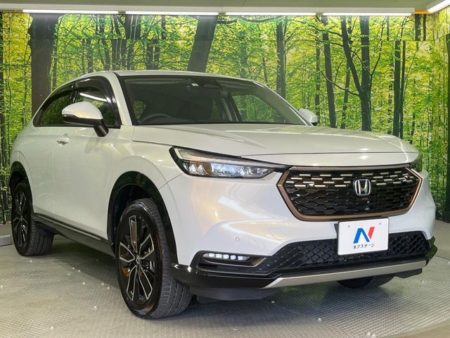 大好評のボディコーティング「弾スプラッシュコート」もご納車までに施工可能。通常のガラスコートと異なる、耐久年数6年の無機質ガラスコーティングが、ボディをキレイな状態に保ってくれます。