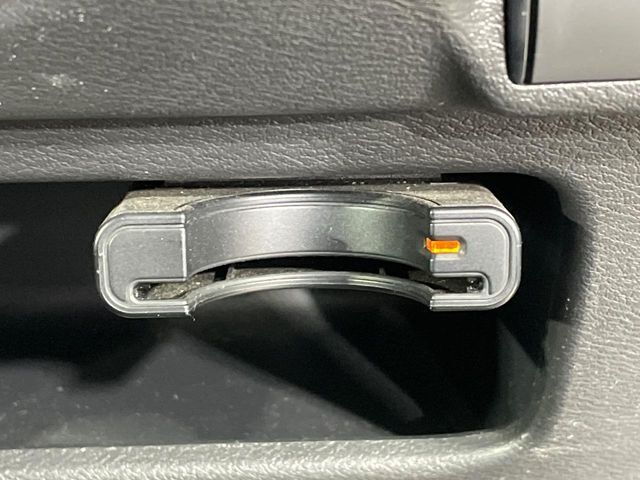 【ETC】高速道路の料金所をストレスなく通過！話題のスポットやサービスエリアに多い「スマートIC」利用時は必須のアイテムです。当店でセットアップを実施、ご納車当日からすぐにご利用いただけます！