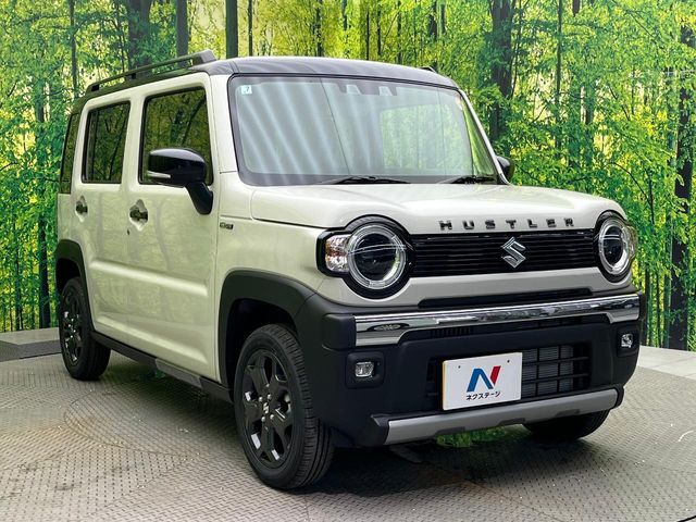 大好評のボディコーティング「弾スプラッシュコート」もご納車までに施工可能。通常のガラスコートと異なる、耐久年数6年の無機質ガラスコーティングが、ボディをキレイな状態に保ってくれます。