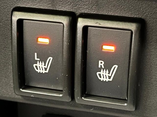 【シートヒーター】寒い日に重宝するシートヒーター！エアコンより早く温まってくれるので寒がりの人も安心ですね♪エアコンの温風は乾燥するから苦手、という方にもをおすすめです。