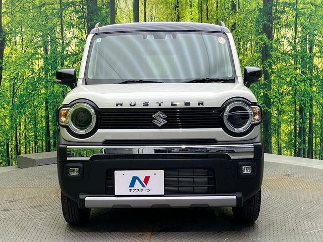 弊社では、全車『修復歴なし』のお車のみ取り扱っております。専任バイヤーによる厳選した仕入れの後、入庫後の車両チェックを行い、ネクステージが認定した高品質な中古車をご提供しております。