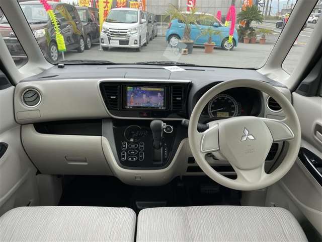 ゆったりとした室内空間で快適にお乗りになられます！また内装に関してもスタッフが綺麗に仕上げご納車させて頂きます！