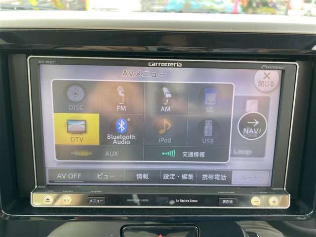 全車両法定点検を実施します！指定または認証工場にて12ヶ月及び24か月点検を実施致します。またご納車前に弊社独自の最大57項目に及ぶ点検を実施、お客様に安心してお乗り頂ける環境をご提供致します。