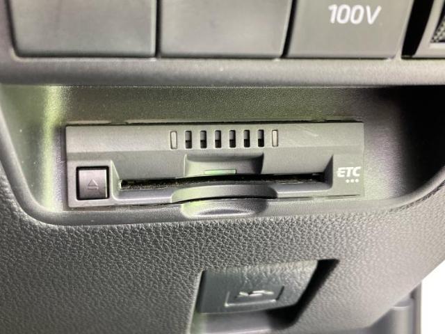 お車に合わせて無料保証以外にも、保証範囲、期間、距離を拡充させた有料保証もご用意しております！中古車の購入が初めてで不安・・・というお客様もご安心ください！