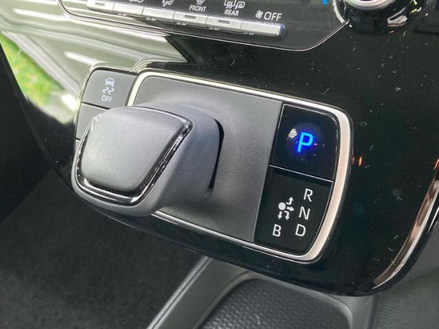 国産車から輸入車まで多様なお客様のニーズのお応えできるように、全国規模で豊富な在庫展開！車のことならWECARSへ！