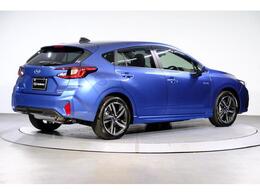 コンパクトなボディに広い室内、インプレッサが入庫しました