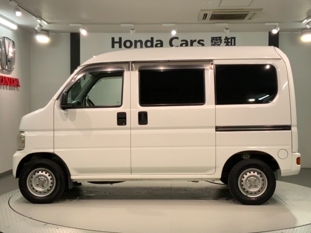 県外のお客様にも販売しております。　気になるお車があればぜひお問合せ下さいね！　ご来店での納車やご自宅への配送手配など、お客様のご都合に合わせてご対応させていただきます。