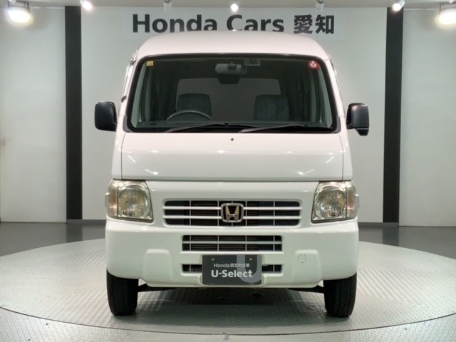 当社の車両には『安心して車選びをしていただくために』お支払い総額を表示しております。税金、自賠責保険料、登録費用、リサイクル料金が含まれており、県内登録及び届出で店頭納車の場合になります。