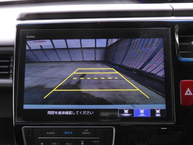 ◆バックカメラ◆リバースにするだけで映ります、後方の安全確認や、狭い駐車場での車庫入れ、雨の日や夜間など視界の悪い時に便利です！安全にバックする為には欠かせない装備です。