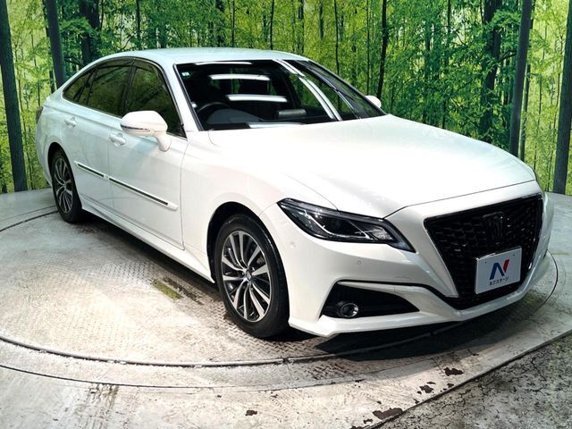 大好評のボディコーティング「弾スプラッシュコート」もご納車までに施工可能。通常のガラスコートと異なる、耐久年数6年の無機質ガラスコーティングが、ボディをキレイな状態に保ってくれます。