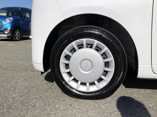 フルホイールキャップはいてます。