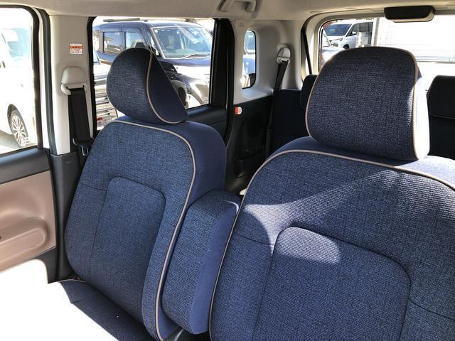 人気のベンチシートです。