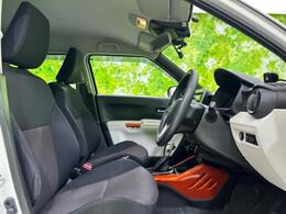 「この車の写真をもっと見たい」「状態が気になる」「この装備はついている？」どんな小さな疑問でもお気軽にお問い合わせください！