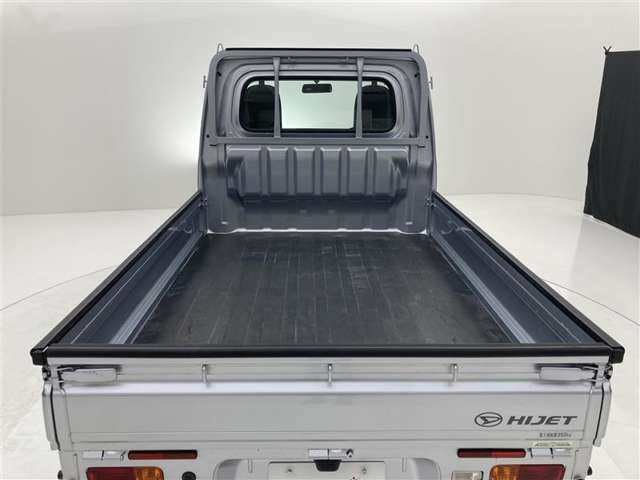 普段なかなか載せることのないような大きな荷物もしっかり積むことができそうですね。
