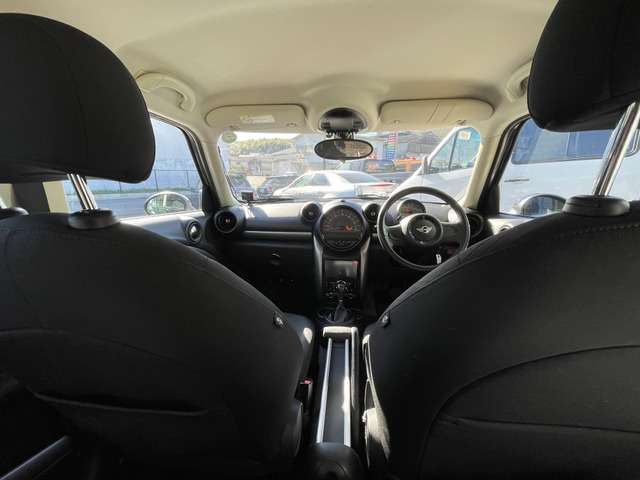 お車の事なら何でもご相談ください。私たちがしっかりサポートさせて頂きます。下取り、処分するお車、不動車がございましたらご相談ください。他店に負けないように頑張てます！！