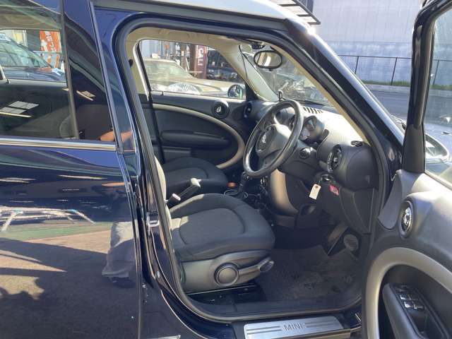 お車の購入が初めての方やお車に詳しくない方にでも分かりやすいご説明をさせて頂きます。