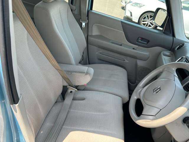 【1列目シート】現車の確認はお電話でも承っております。