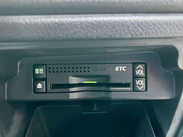 勿論ETC車載器もございます。