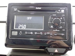 オーディオはAM/FMラジオ/CDプレーヤーを装備。臨場感のあるサウンドが車内に響きます。