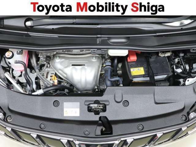 エンジンル-ムも綺麗に洗浄しております。ご納車時にはしっかりメンテナンスを行ってからご納車致します。
