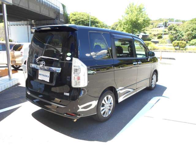 当社の中古車は整備工場にて心を込めて整備させていただいております。