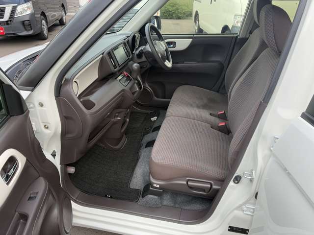 他店舗在庫をお取り寄せさせて頂けます。全店在庫の中からお客様に、一番合うお車をご提案します！他店舗の在庫もお気軽にお問合せ下さい。当店舗でご購入できます。