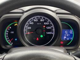 【スピードメーター】メーターがシンプルで見やすく運転しやすいですね！