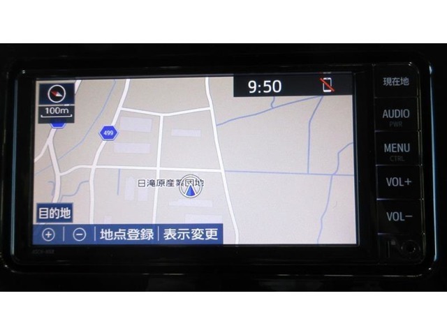 ナビは純正品。ワンセグテレビ・CD・Bluetooth・SDオーディオ・スマホ・外部入力・ハンズフリー電話対応。