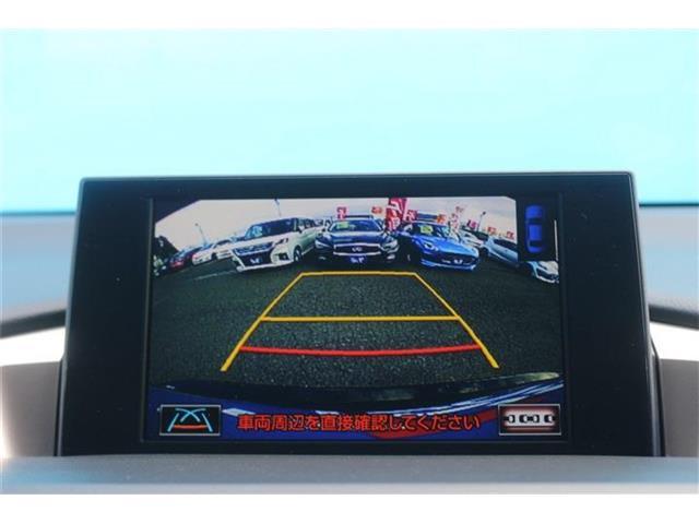 【ガイドライン付きバックカメラ】バックカメラももちろん装備されておりますので、運転が苦手な方でも安心ですね♪