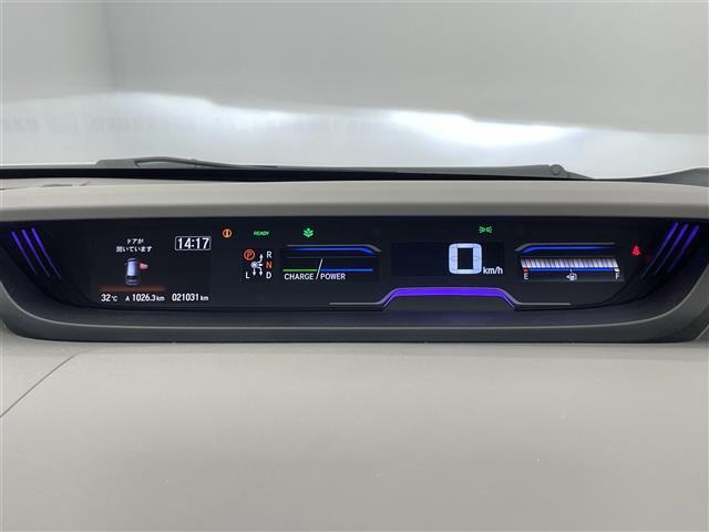 【メーターまわり】ドライバーから見やすい位置にあって安全運転に寄与します。メーターも見やすくてシンプルなデザインになっております！！！