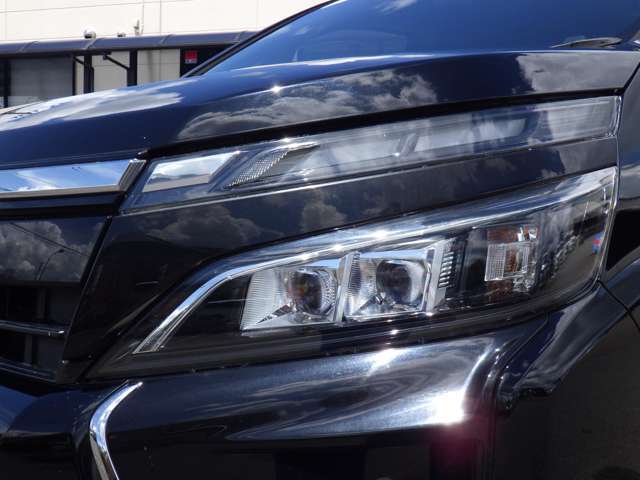 目立つ傷・凹みは綺麗に修正後、納車致します！ご安心くださいませ。