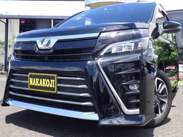 目立つ傷・凹みは綺麗に修正後、納車致します！ご安心くださいませ。