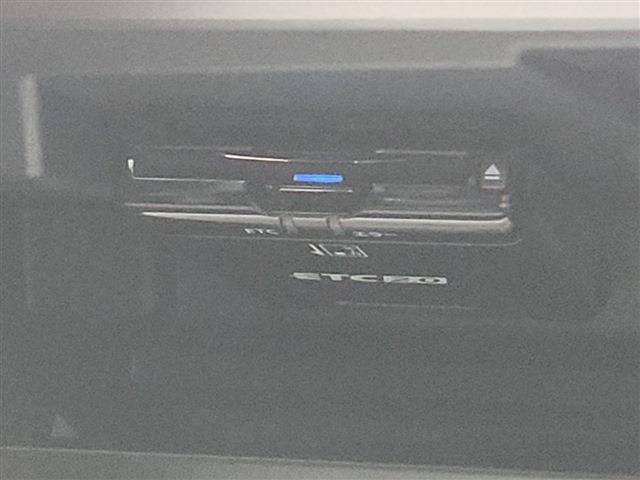 高速走行もスムーズにお支払いが可能な【ETC】ご納車までにセットアップを行い、ご納車時にはご利用いただけるようにいたします。