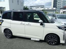 パノラミックビュー　ディスプレイオーディオ　コンフォートパッケージ