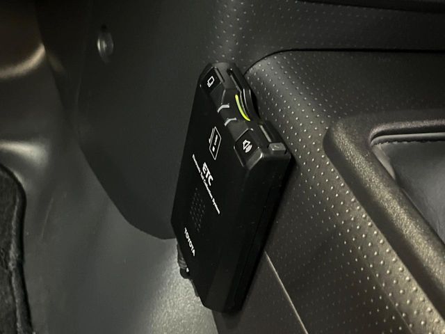 【ETC】高速道路の料金所をストレスなく通過！話題のスポットやサービスエリアに多い「スマートIC」利用時は必須のアイテムです。当店でセットアップを実施、ご納車当日からすぐにご利用いただけます！