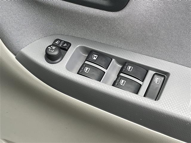 店頭在庫以外にも全国約4万台※の在庫から、ぴったりな1台をご提案します！※2023年10月現在の在庫台数です。売約済の可能性があります。