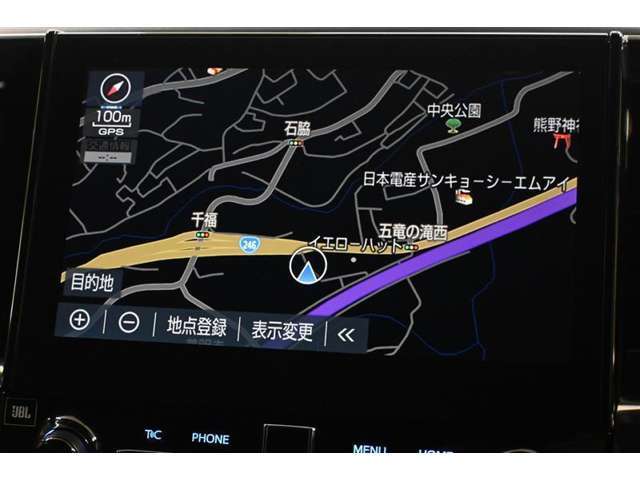 休日のドライブも簡単操作で目的地を設定でき、迷わず目的地まで案内してくれるナビゲーションです♪