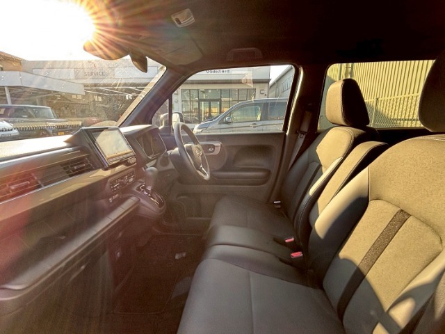 ゆったりとした運転席です★