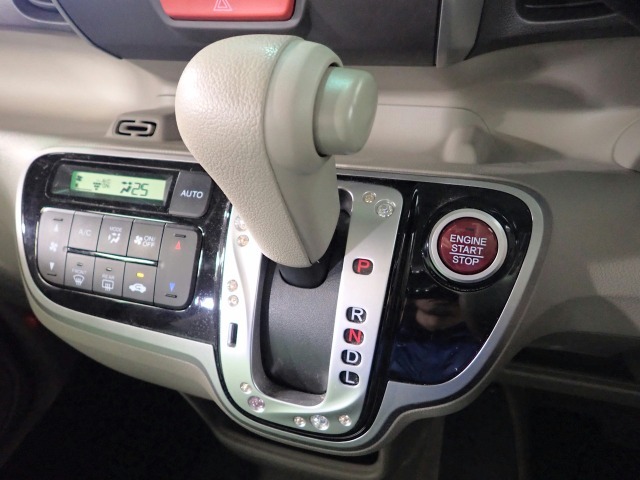 ◆Honda認定中古車をお探しの方はHonda　U-Select亀山長明寺へお越しください！全車安心のU-Selectホッと保証付きです！敷地内試乗も可能です！オンライン商談も受付しています！◆