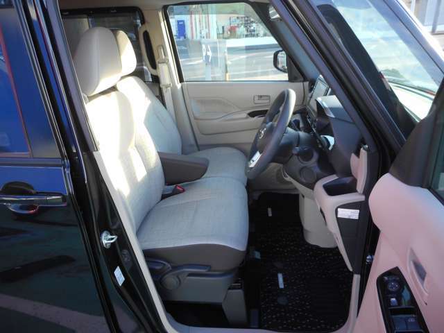 おクルマは、ご納車前に車検及び法定整備を実施してお引渡しいたします。全国どこでも日産ディーラーで保証整備が受けられますので、安心してお乗りいただけます！