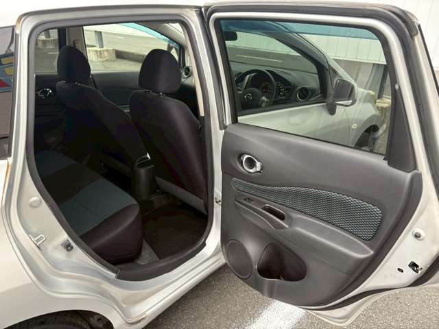 オリエントコーポレーション、ジャックス、プレミア、三井住友カード（五十音順）4社とのクレジット提携。原則当日審査結果の迅速対応（時間帯などにより翌日結果有）